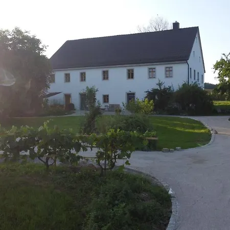 Am Schafhof *